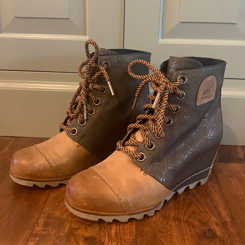 Sorel PDX wedge bootie